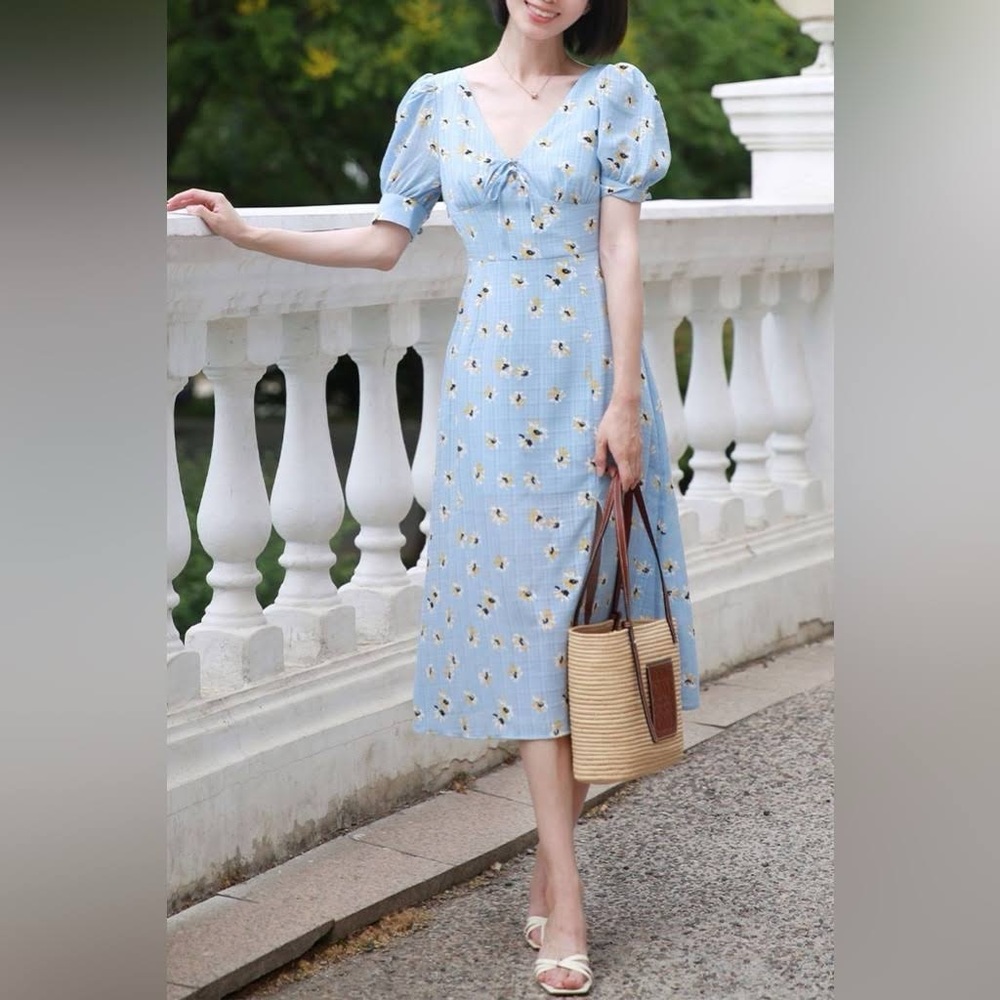 Petite Studio Everette Midi Dress